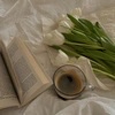 coffee.and.books7 \مقتبسات الكتب | book quotes Friends Messages