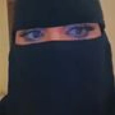 خلود ناصر